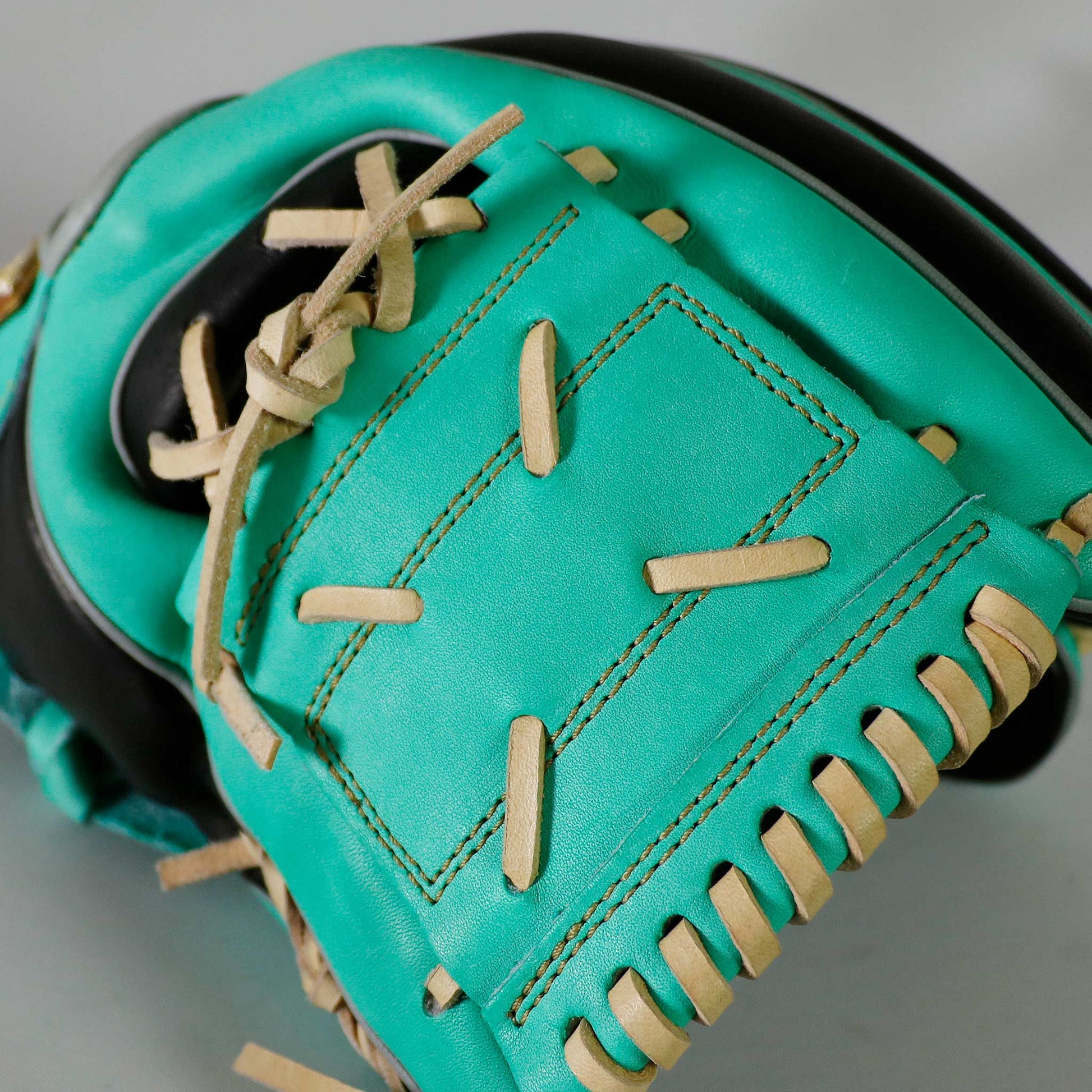 US 11.25 Model | Steer Leather | Infield Glove